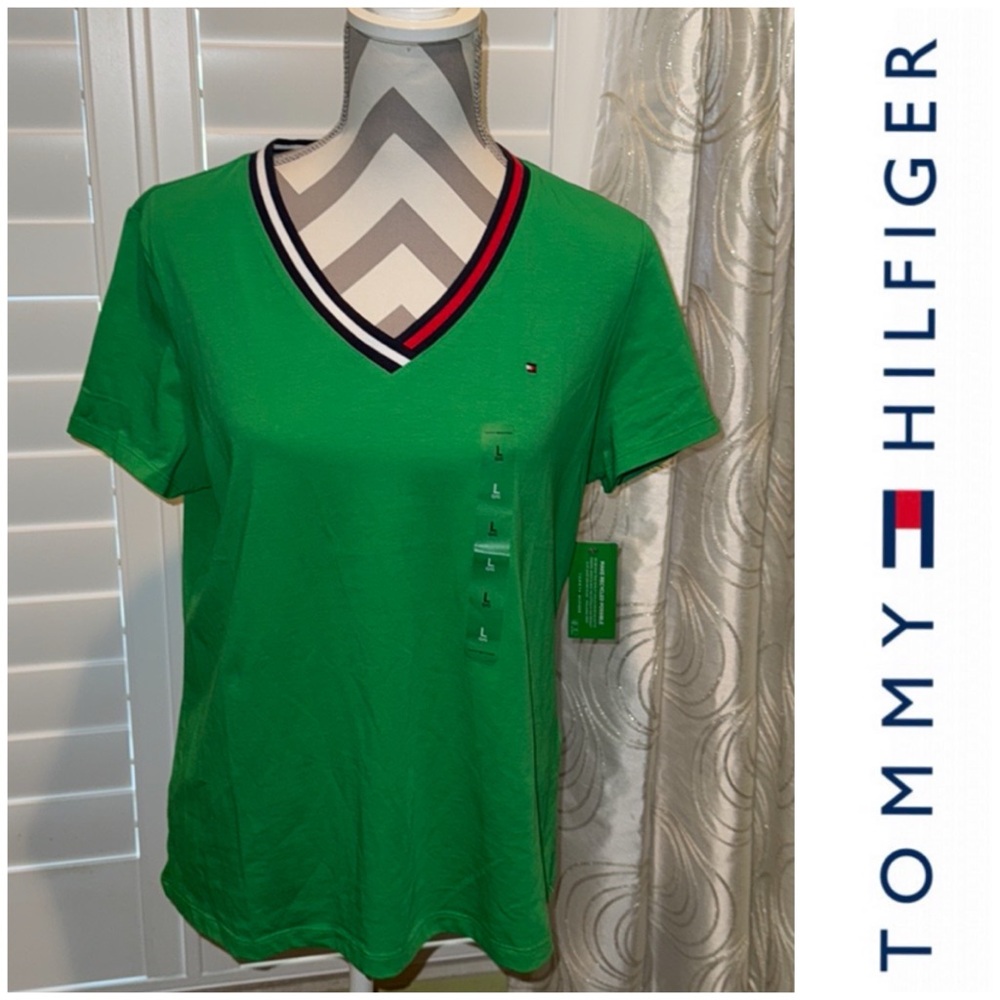 New w Tags Ladies Green Tommy Hilfiger Tee Large